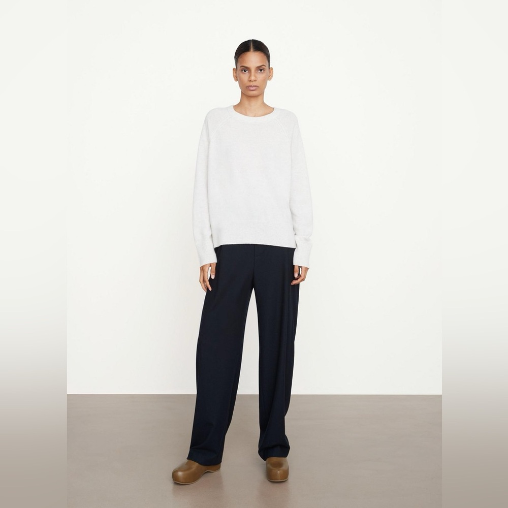 Vince Cashmere Crew Neck - Picture 3 of 16